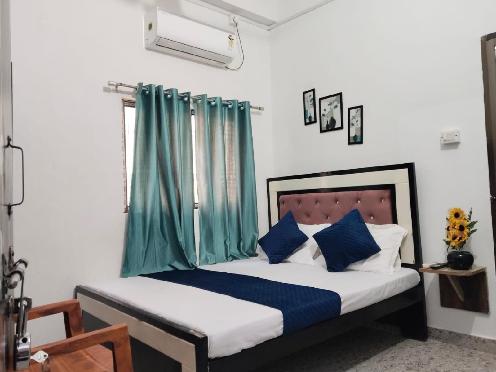 ורנאסי Shree K.B Guest House מראה חיצוני תמונה